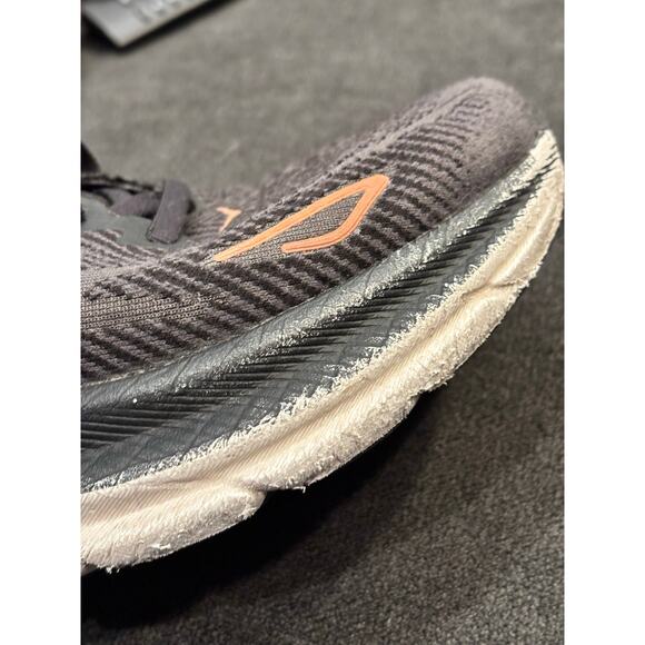 Hoka Clifton 9 running athletic shoes black gold lace up women’s 8B - Picture 9 of 10